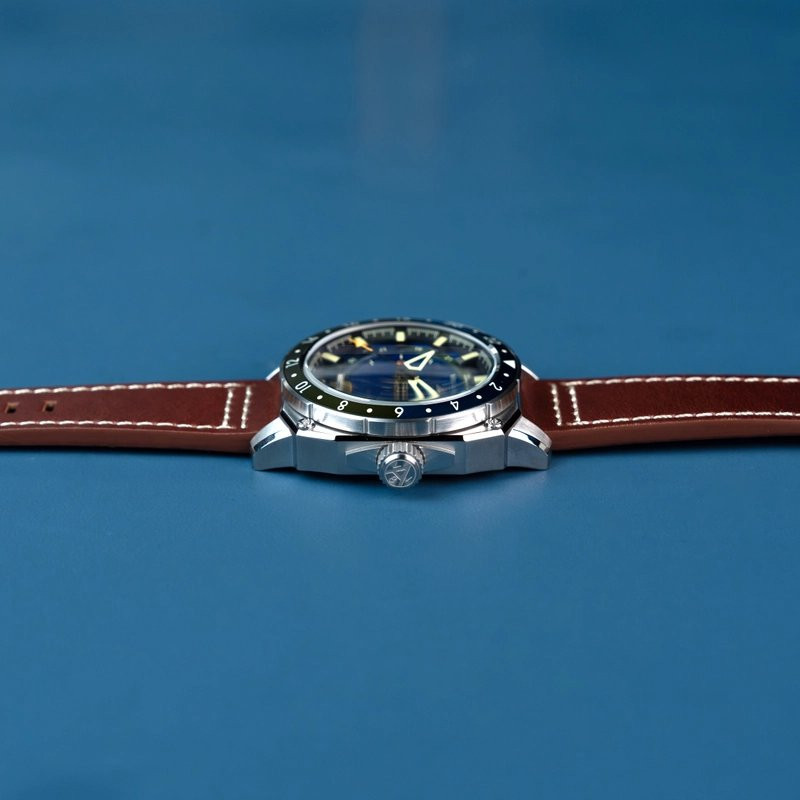 Montre AVI-8 - HAWKER HUNTER ATLAS GMT AUTOMATIC - EARTH BLUE  - AV-4122-02