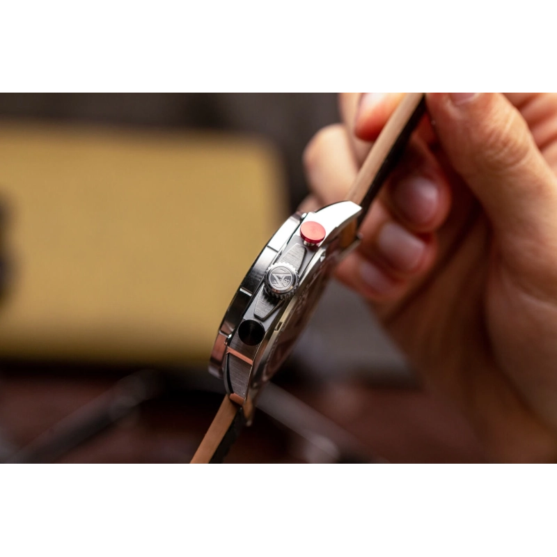 Montre AVI-8 – Hawker Hunter Dual Time Chrono – AV-4100-01