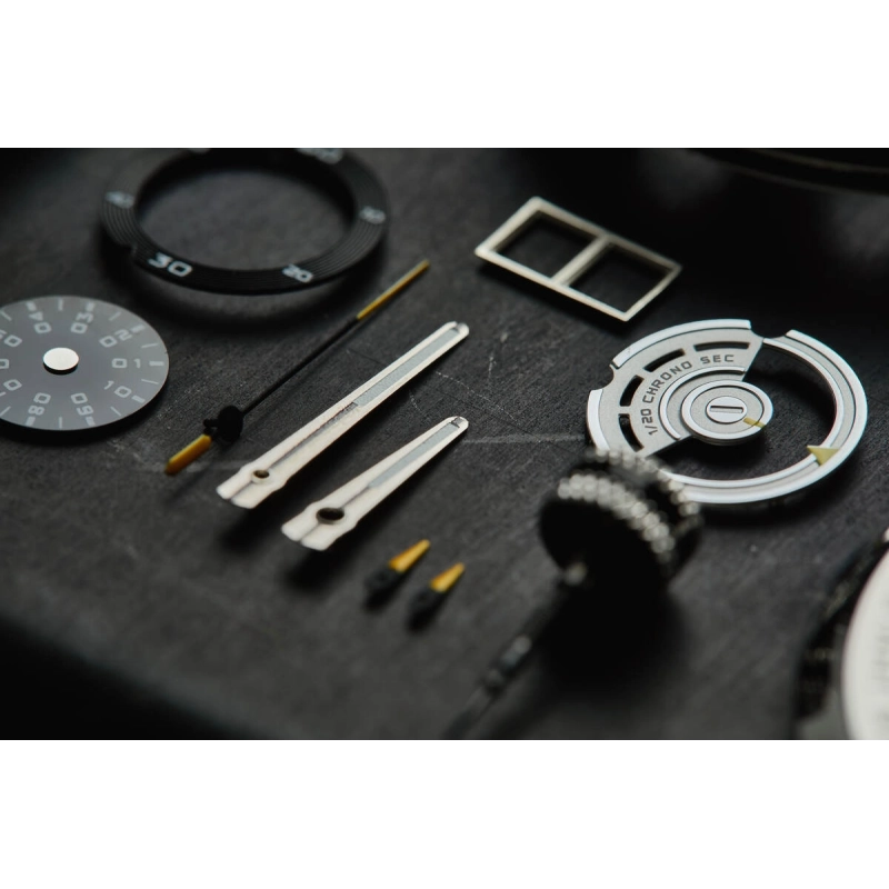 Montre AVI-8 – Hawker Harrier II – AV-4065-01